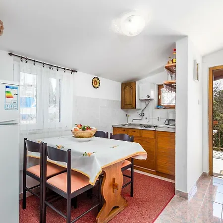 Strott Apartment Pinezici (Krk)