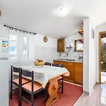 Strott Apartment Pinezići