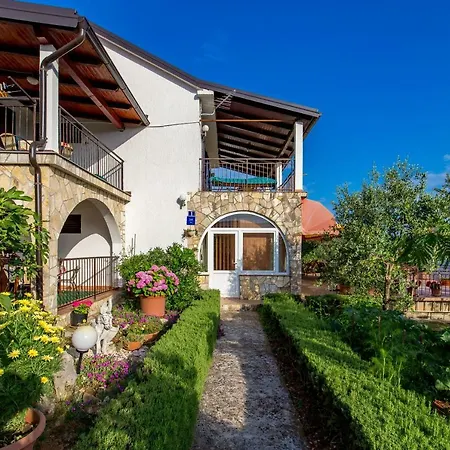 Strott Appartement Pinezići