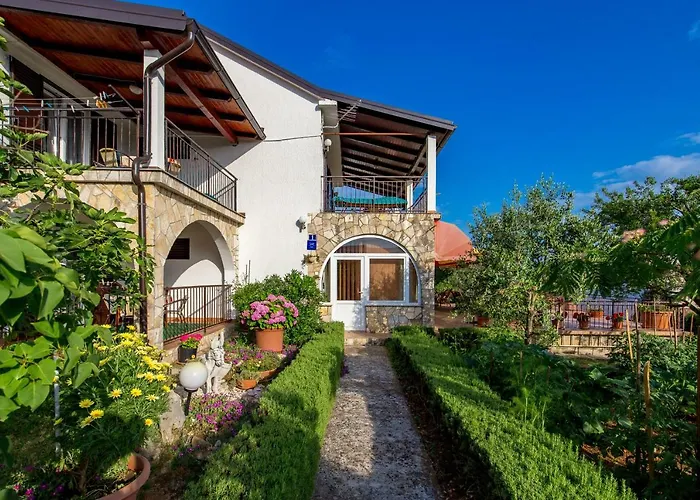 Strott Apartman Pinezići